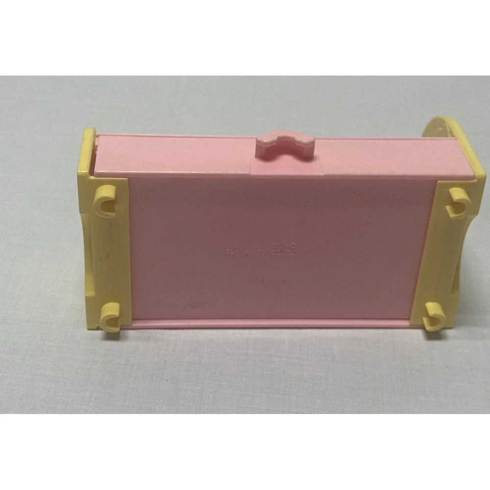 Barbie Doll Sister Kelly Chickenpox Love 'N Care Replacement Pink Bed w/drawer